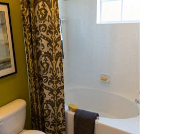 Garden tubs with tile surrounds*